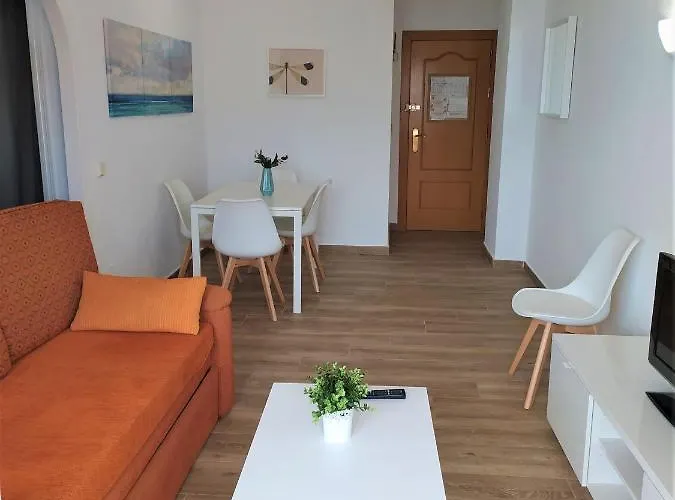 714 En Edificio Stella Maris * Fuengirola