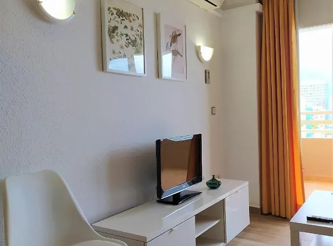 714 En Edificio Stella Maris